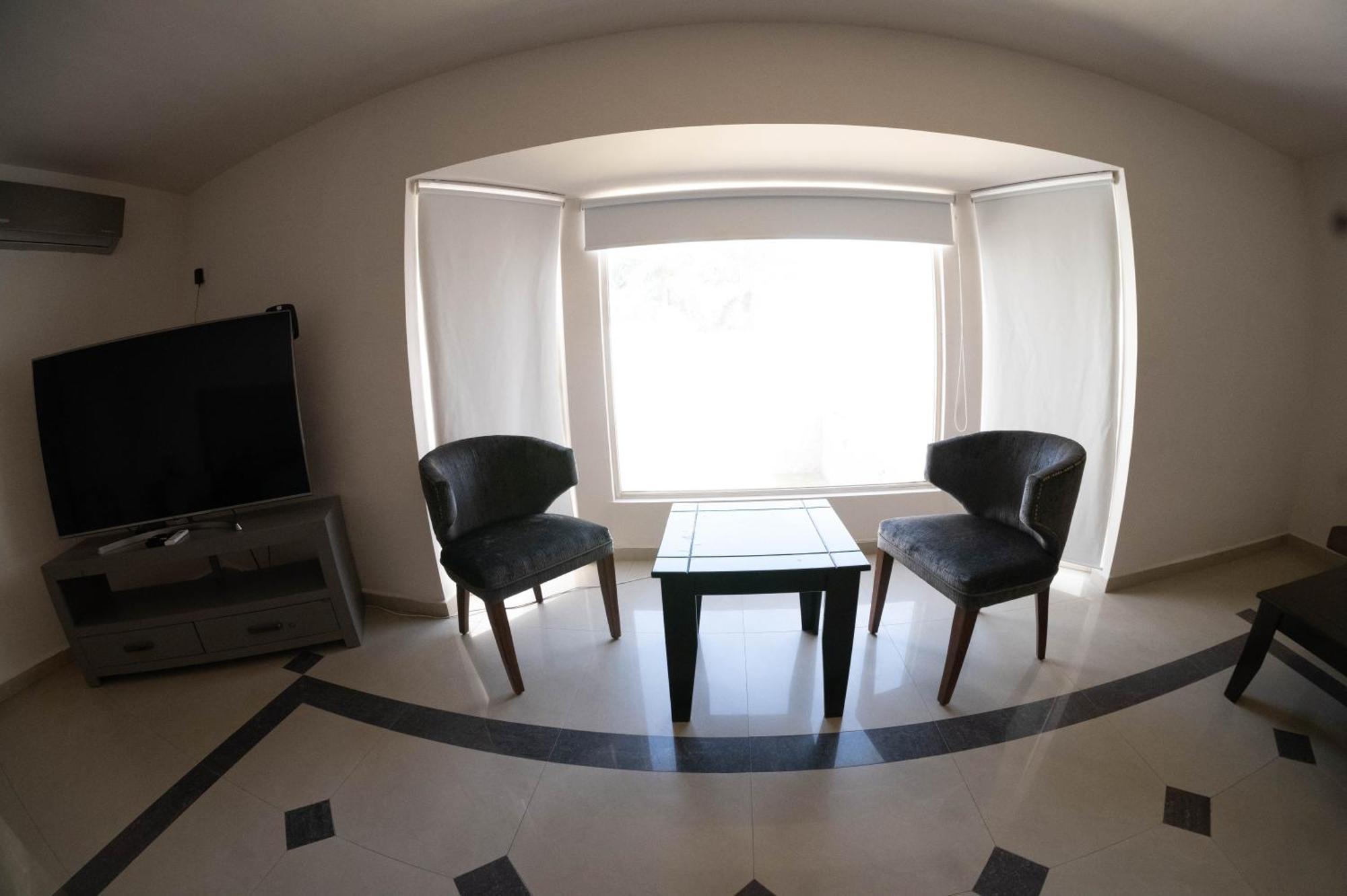 Room In Guest Room - 22 Suite For Two People Torreón Exterior foto